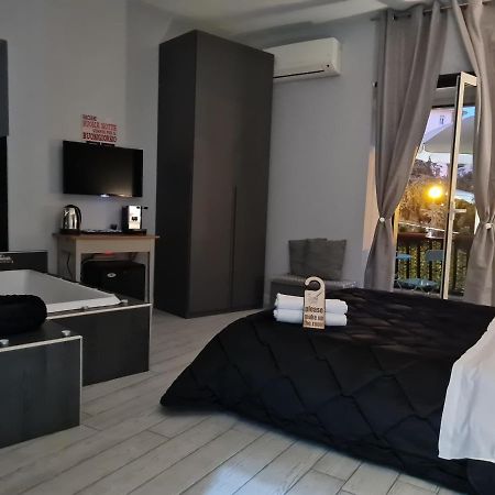 Esposito Plaza- Rooms & Suite Νάπολη Εξωτερικό φωτογραφία