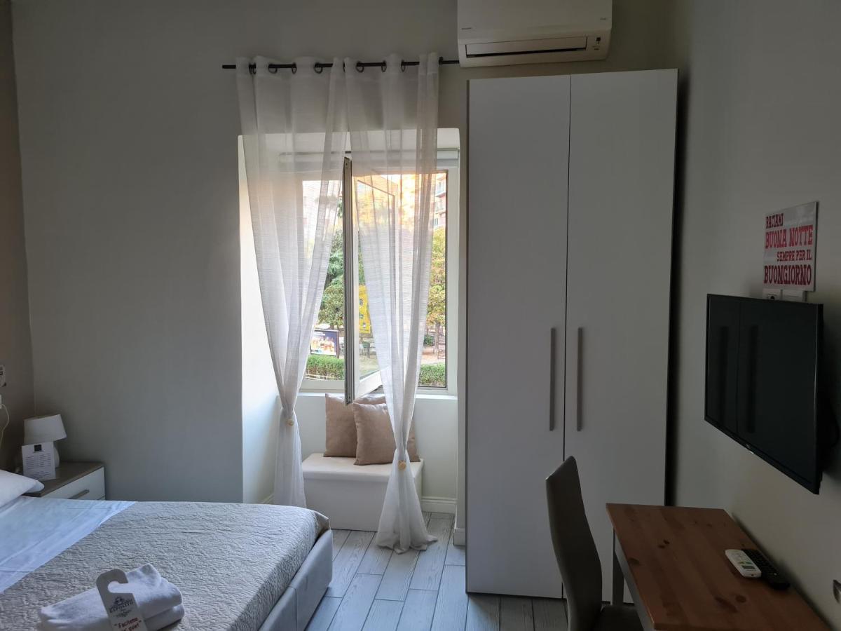 Esposito Plaza- Rooms & Suite Νάπολη Εξωτερικό φωτογραφία