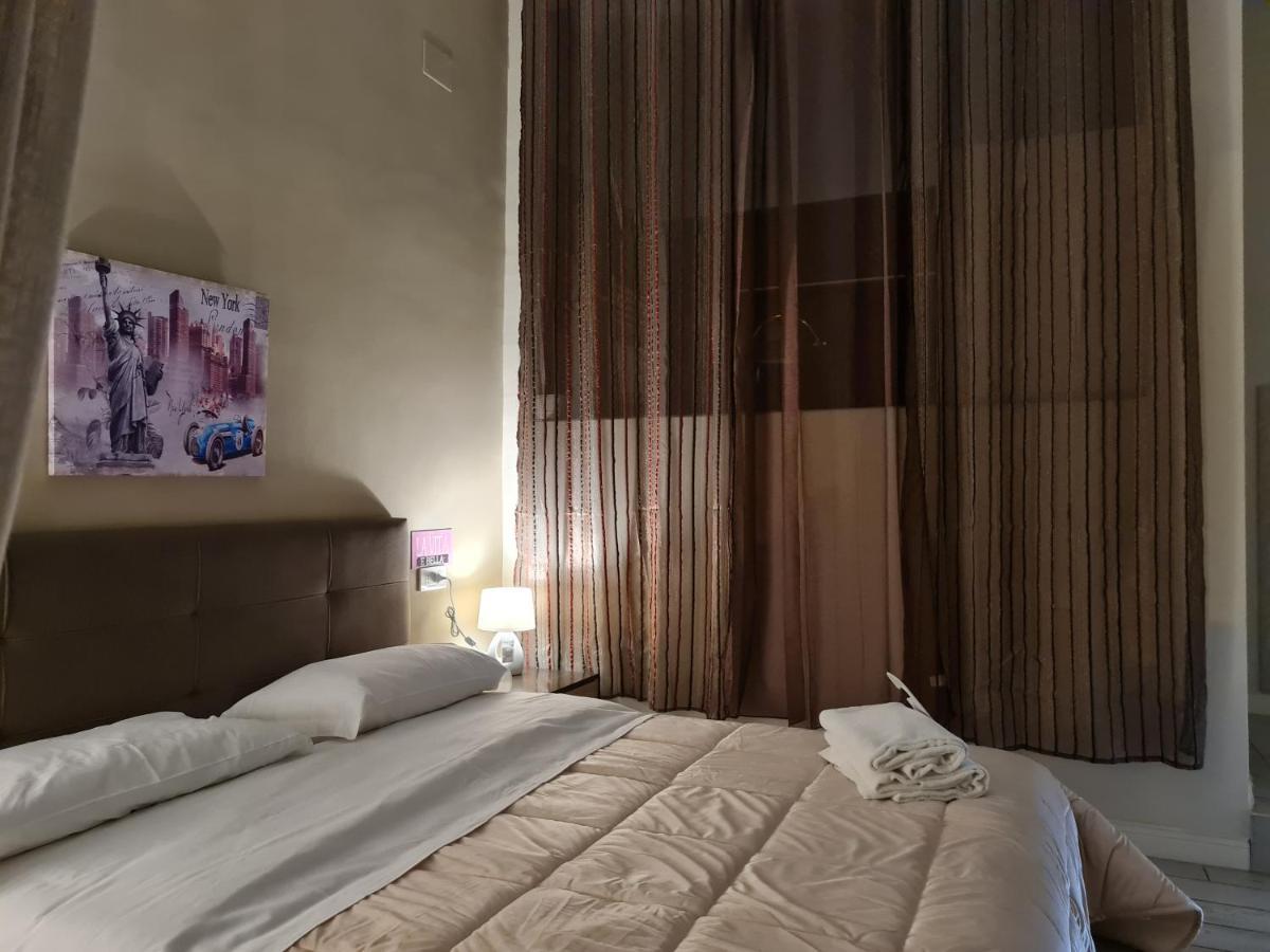 Esposito Plaza- Rooms & Suite Νάπολη Εξωτερικό φωτογραφία