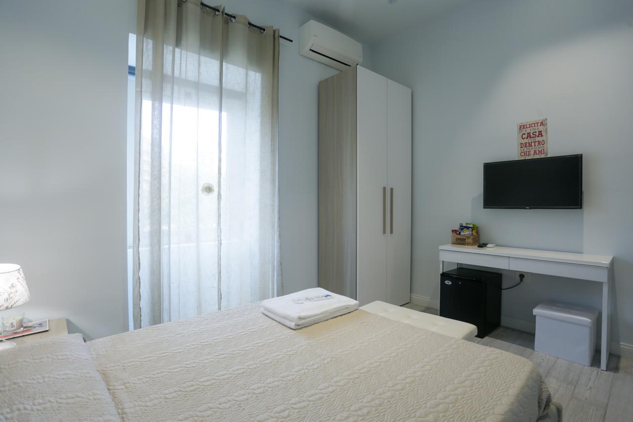 Esposito Plaza- Rooms & Suite Νάπολη Εξωτερικό φωτογραφία
